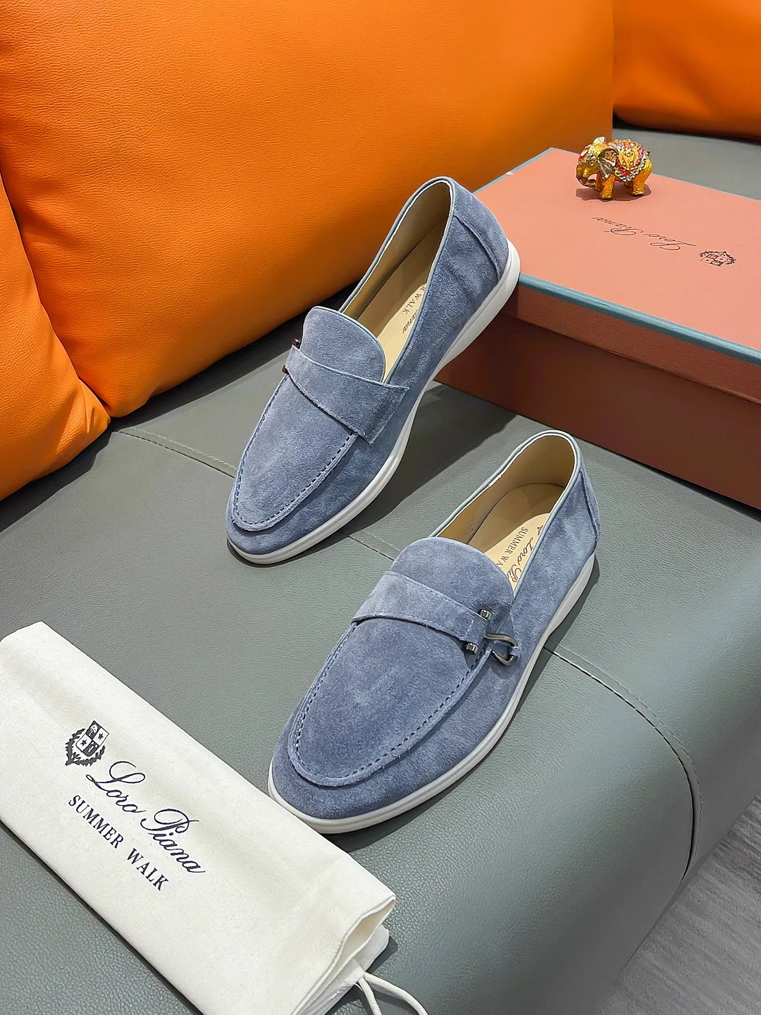 Men's shoes LORO PIANA "LP" P420 Regular size: 38-44 (casual shoes) Product materials: Selected high-mercerized suede upper, comfortable sheepskin lining; original outsole.